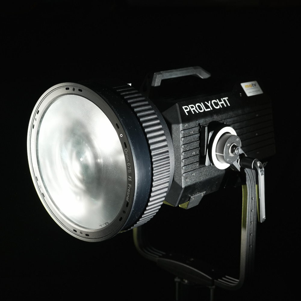 PROLYCHT Orion 675 Fresnel