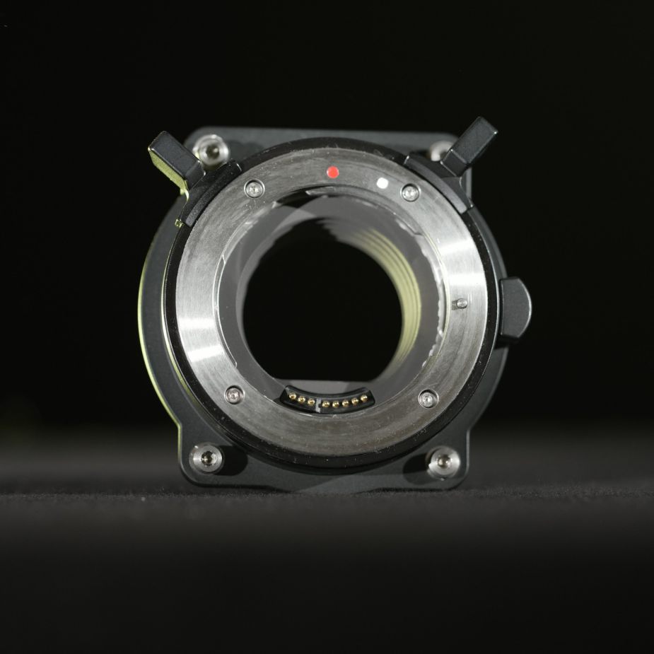 Amira EF-Mount