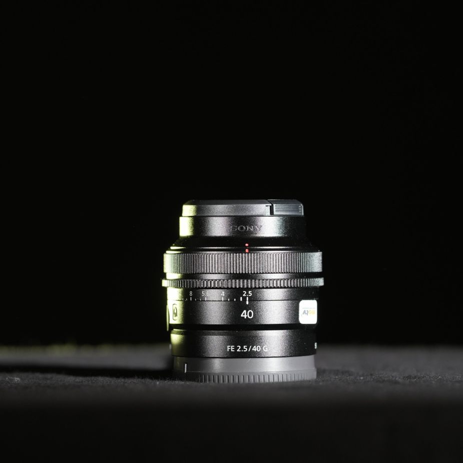 Sony FE 40 F2.5 G