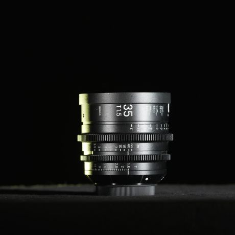 SIGMA FF Prime 35mm / T1.5 EF