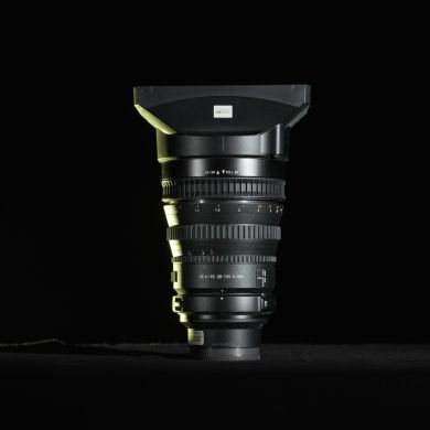 SONY SELP28-135 F4.0