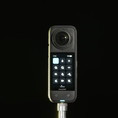 Insta360 X4