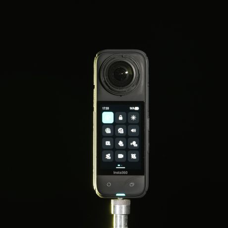 Insta360 X4