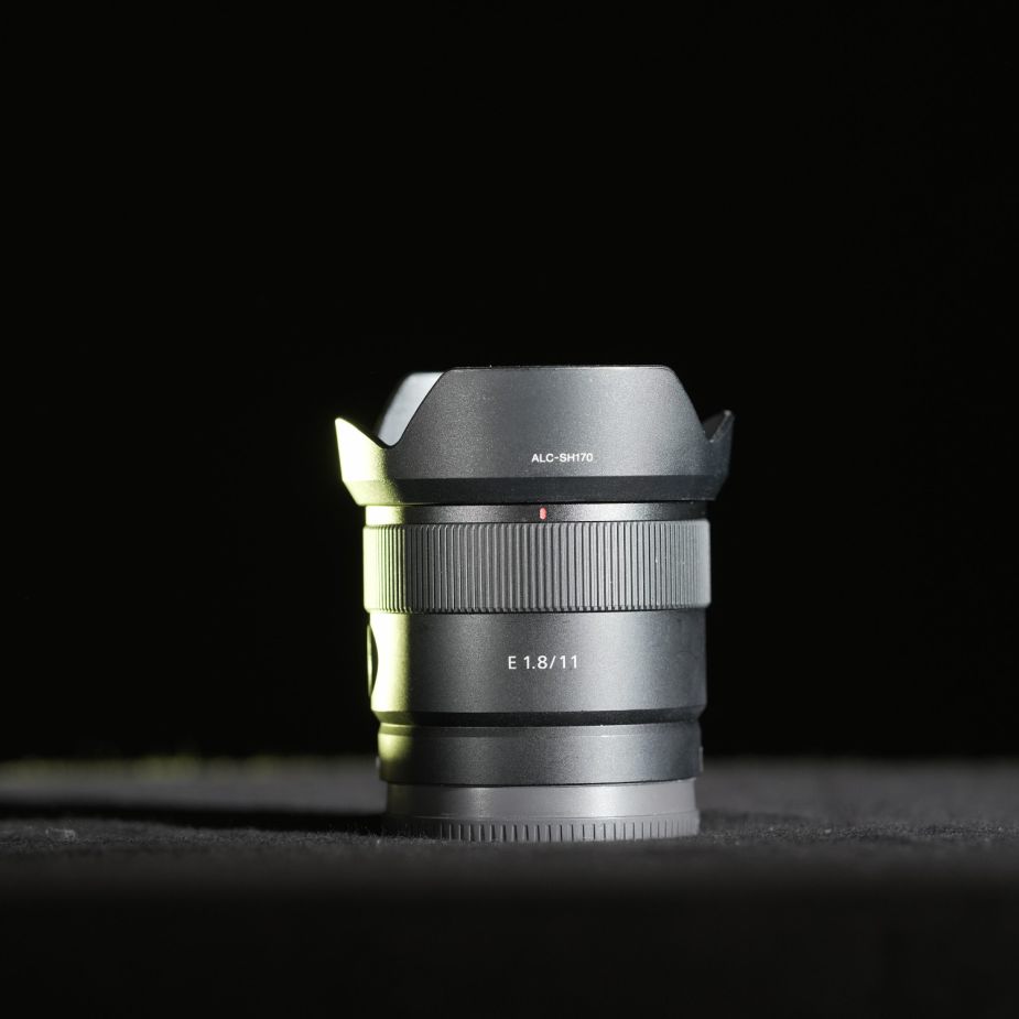 Sony FE 11 F1.8 G